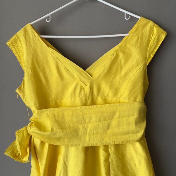 Tahari Arthur S.‎ Levine sz 10 yellow 100% silk faux wrap sun dress - Picture 10 of 10